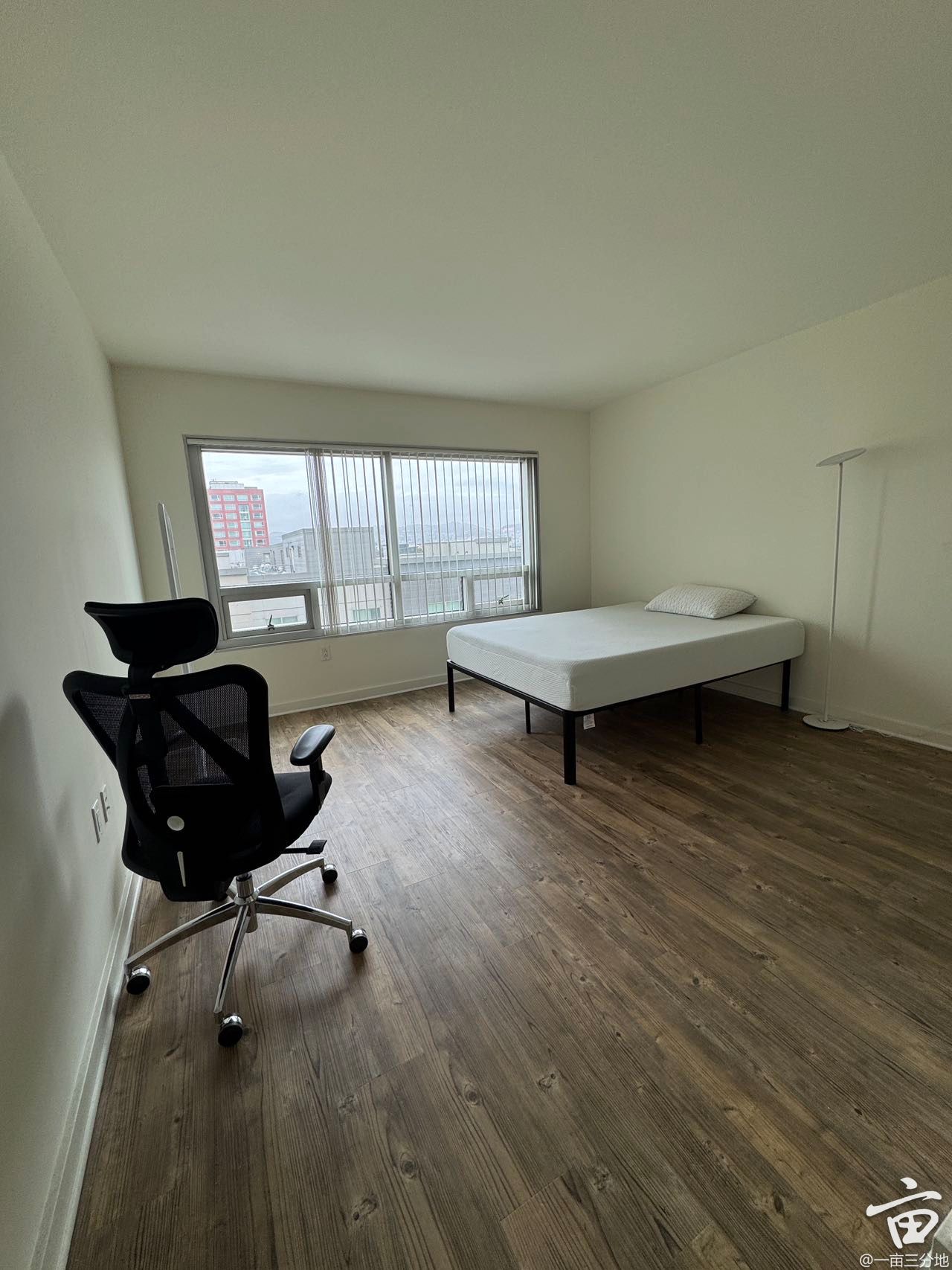 fe7963ac1ca970d12cdac675fee399c1.JPG