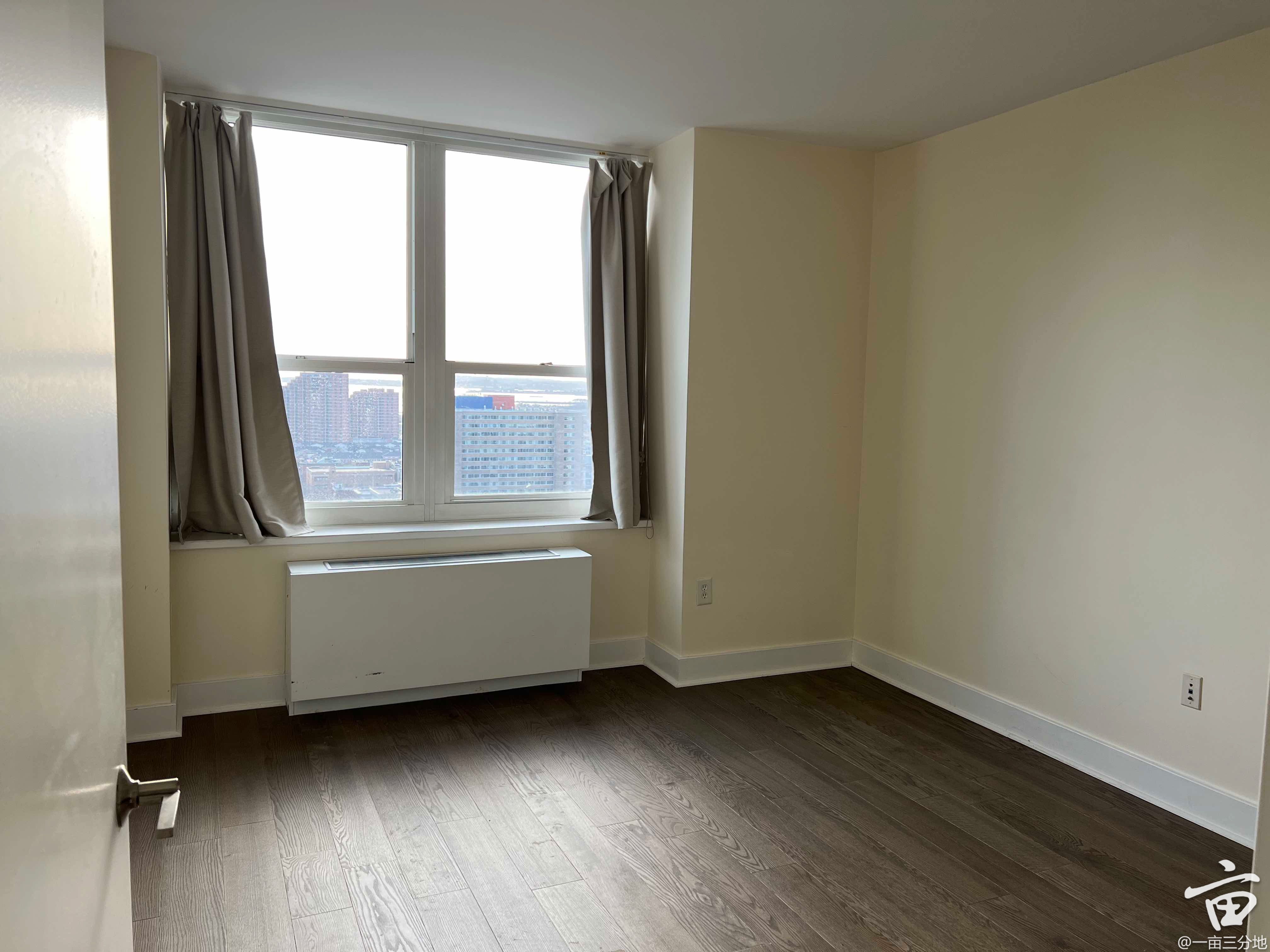 bedroom1.jpg